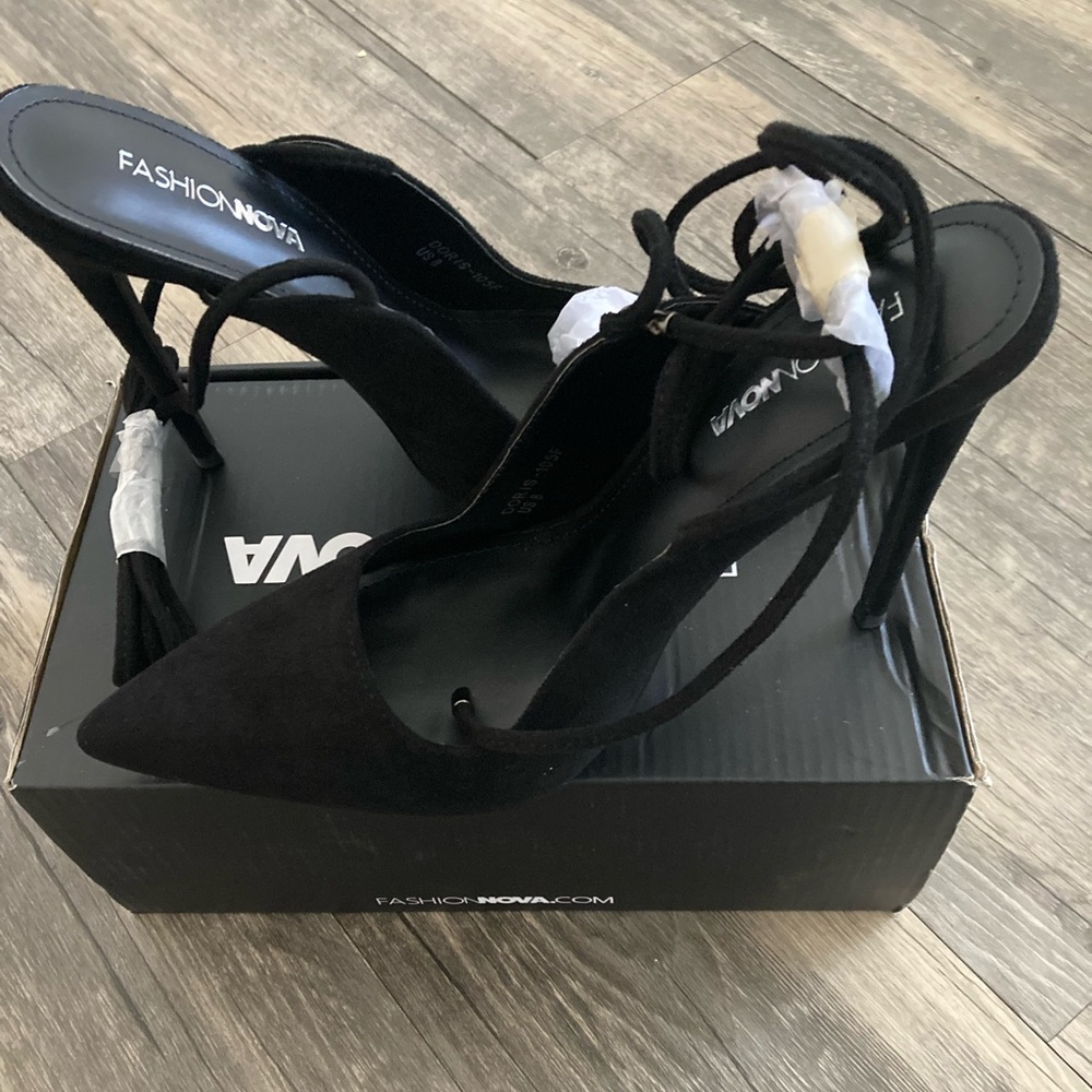 Tie up Heels